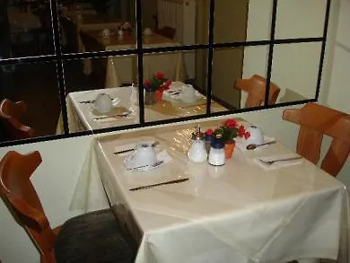 Angel Hotel